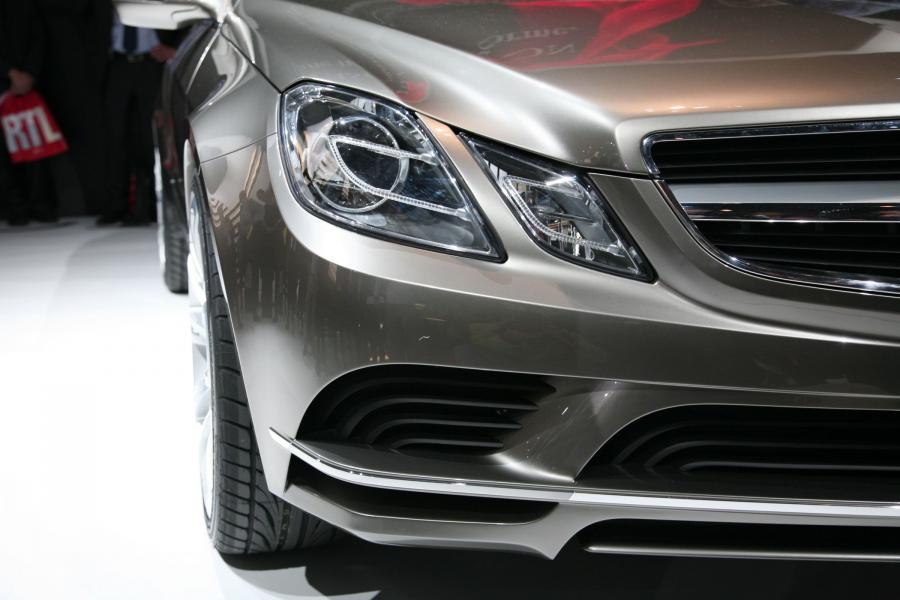  Mercedes-Benz ConceptFASCINATION 2008 года  (фото 48 из 111)